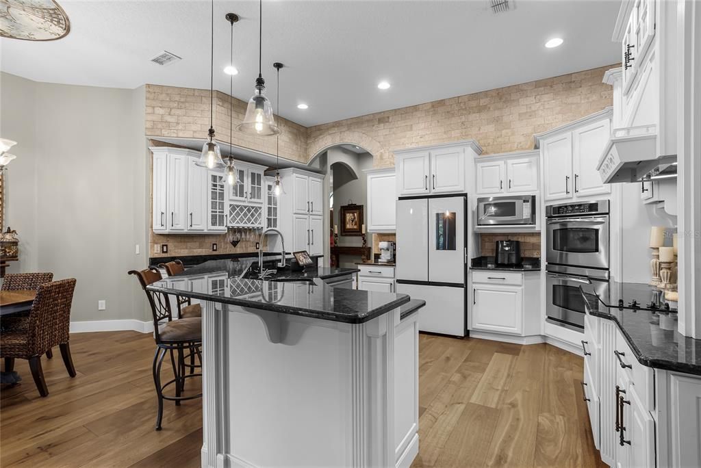 Active With Contract: $979,000 (4 beds, 3 baths, 3120 Square Feet)