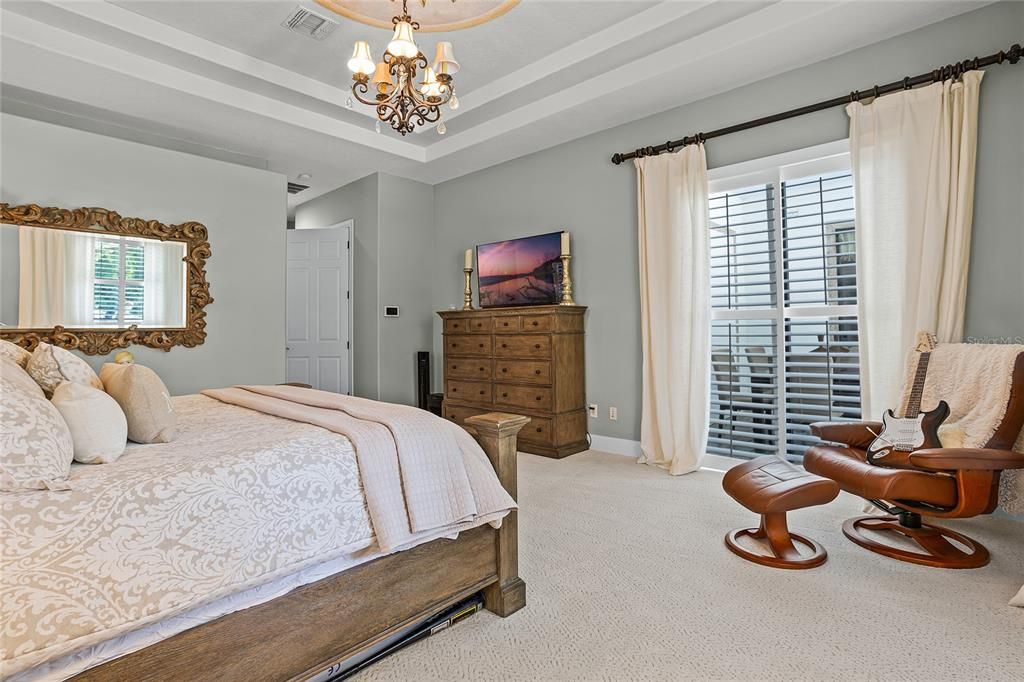 Active With Contract: $979,000 (4 beds, 3 baths, 3120 Square Feet)