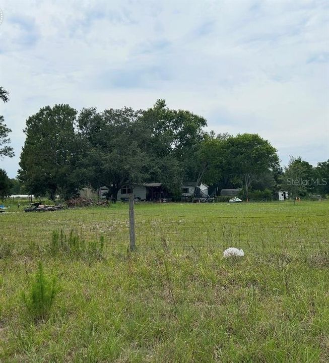 最近售出: $250,000 (4 贝兹, 3 浴室, 2214 平方英尺)