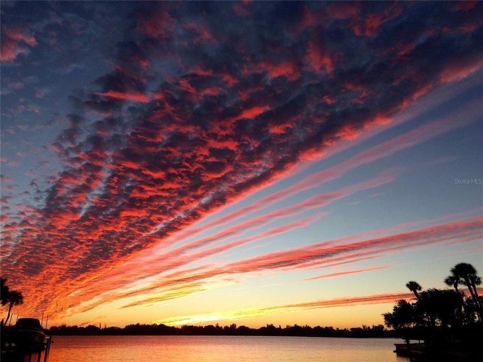 待售: $2,800,000 (4 贝兹, 3 浴室, 2748 平方英尺)