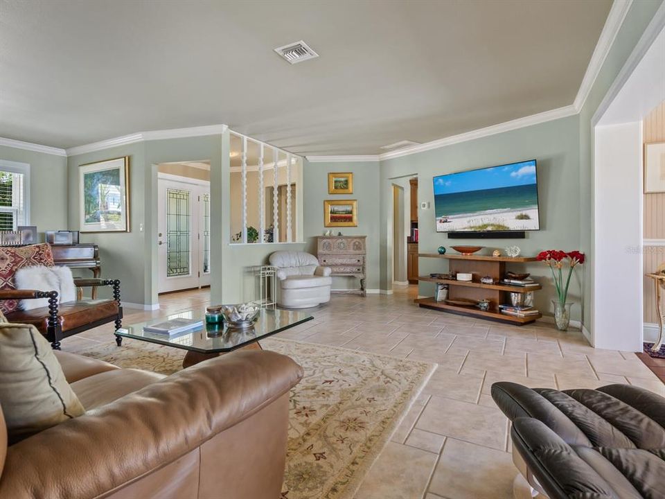 待售: $2,800,000 (4 贝兹, 3 浴室, 2748 平方英尺)