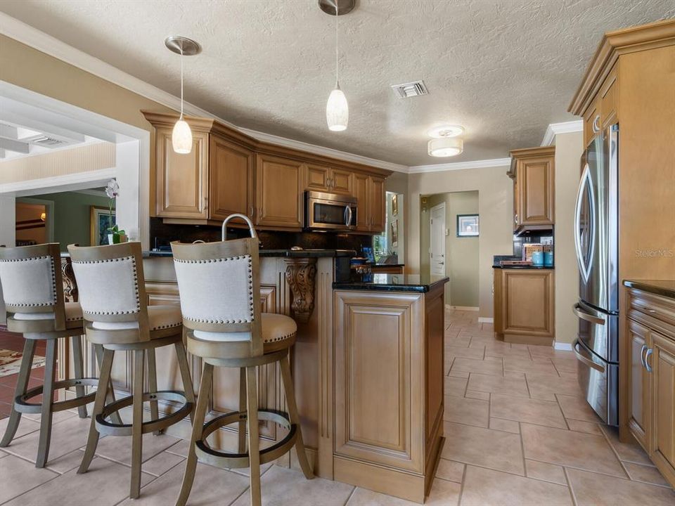 待售: $2,800,000 (4 贝兹, 3 浴室, 2748 平方英尺)