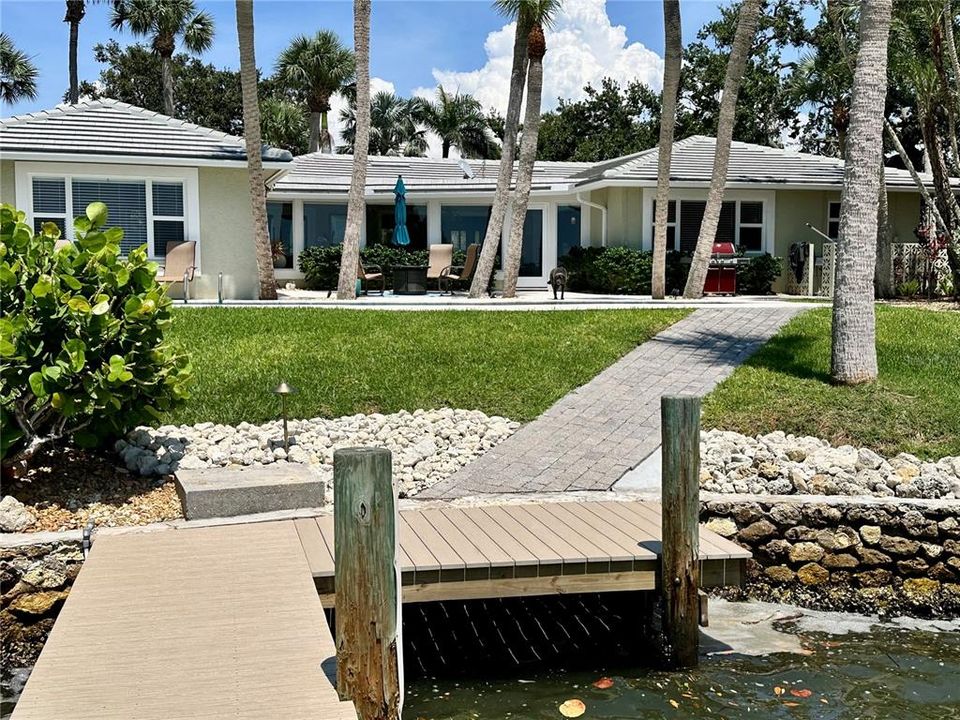 待售: $2,800,000 (4 贝兹, 3 浴室, 2748 平方英尺)