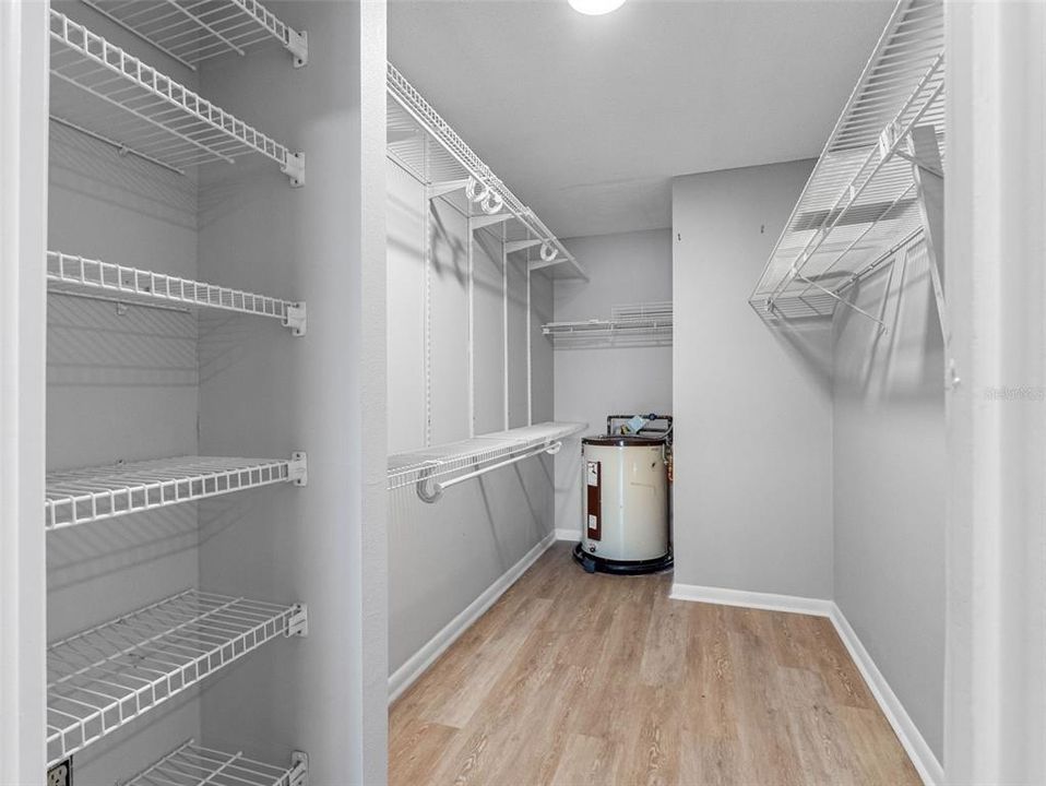 На продажу: $398,000 (2 спален, 2 ванн, 1580 Квадратных фут)