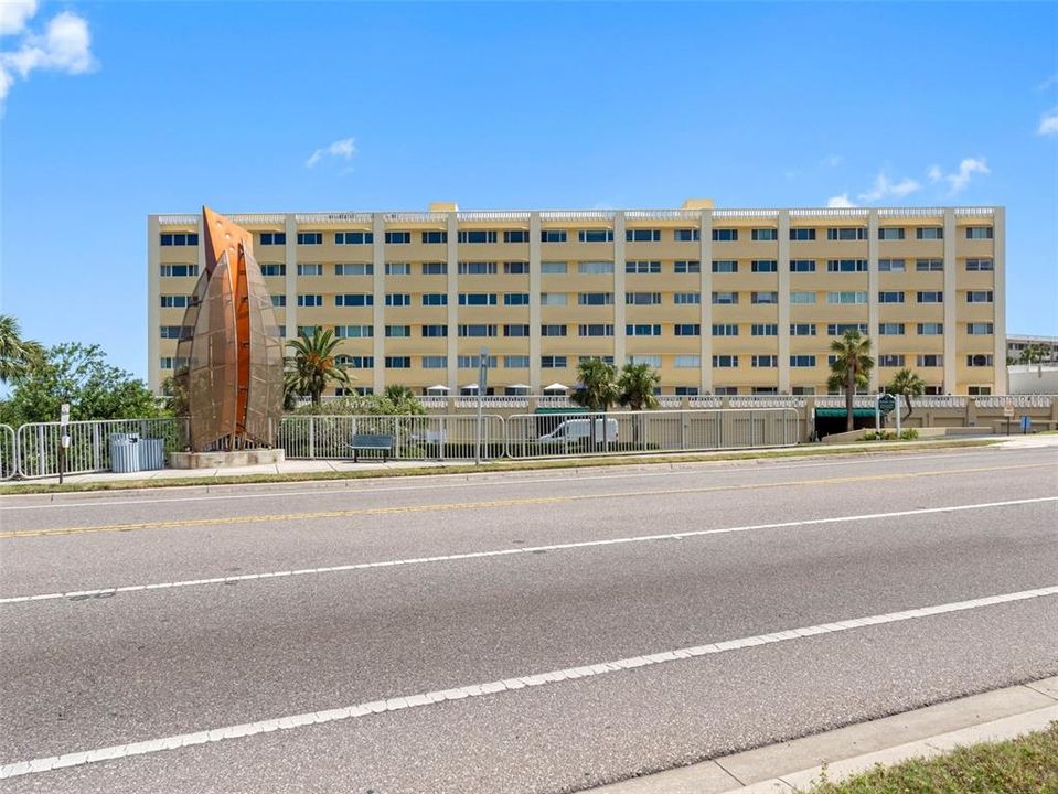 На продажу: $398,000 (2 спален, 2 ванн, 1580 Квадратных фут)