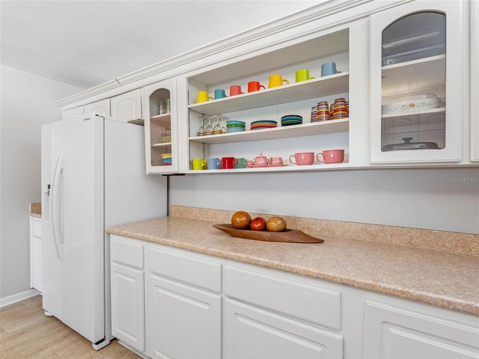 На продажу: $398,000 (2 спален, 2 ванн, 1580 Квадратных фут)