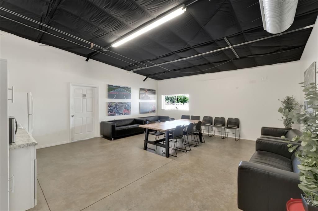 На продажу: $6,000,000 (0 спален, 0 ванн, 0 Квадратных фут)