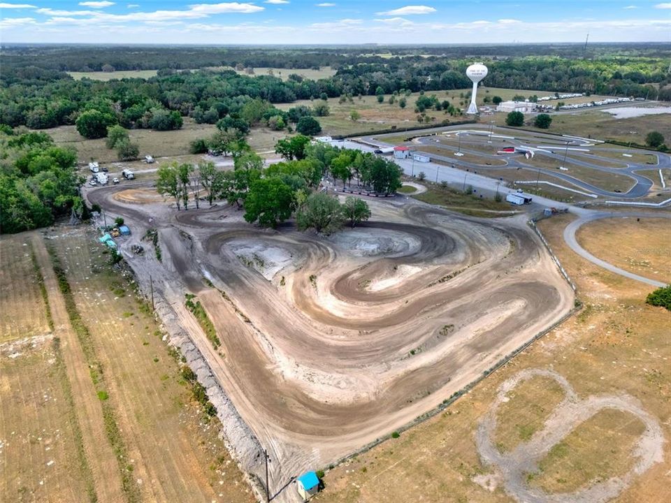 На продажу: $6,000,000 (0 спален, 0 ванн, 0 Квадратных фут)