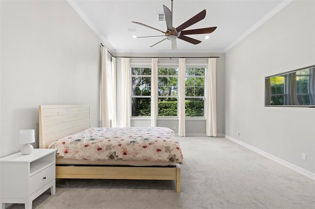 合同活跃: $1,890,000 (3 贝兹, 3 浴室, 3104 平方英尺)