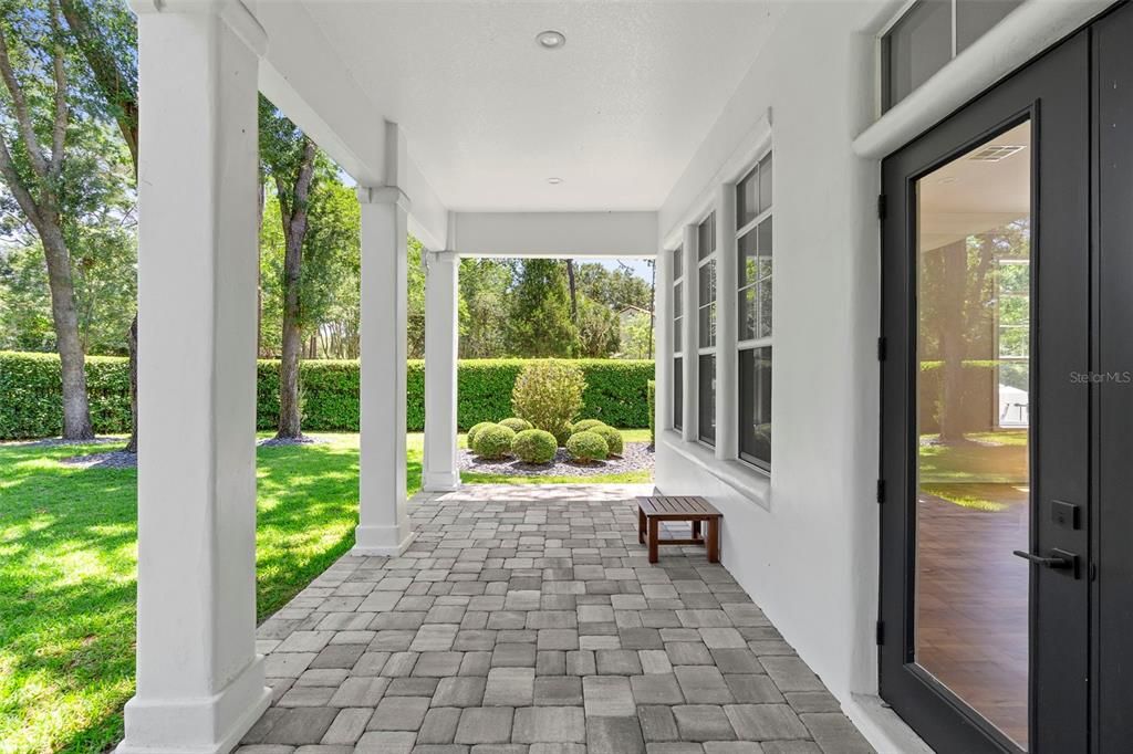 合同活跃: $1,890,000 (3 贝兹, 3 浴室, 3104 平方英尺)