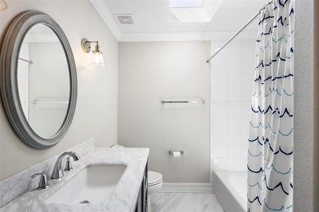 合同活跃: $1,890,000 (3 贝兹, 3 浴室, 3104 平方英尺)