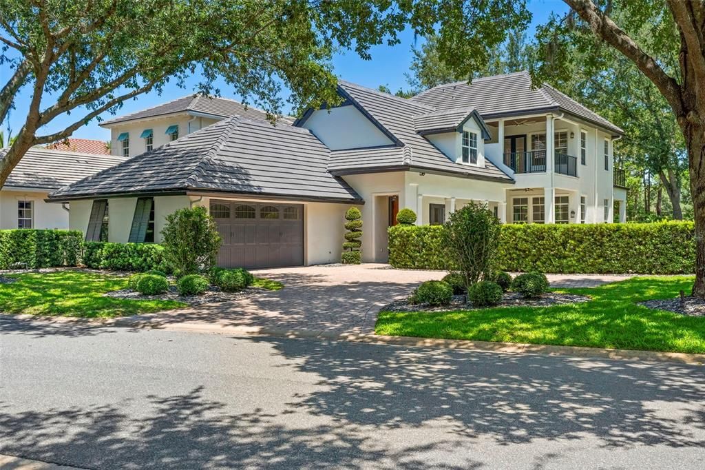 合同活跃: $1,890,000 (3 贝兹, 3 浴室, 3104 平方英尺)