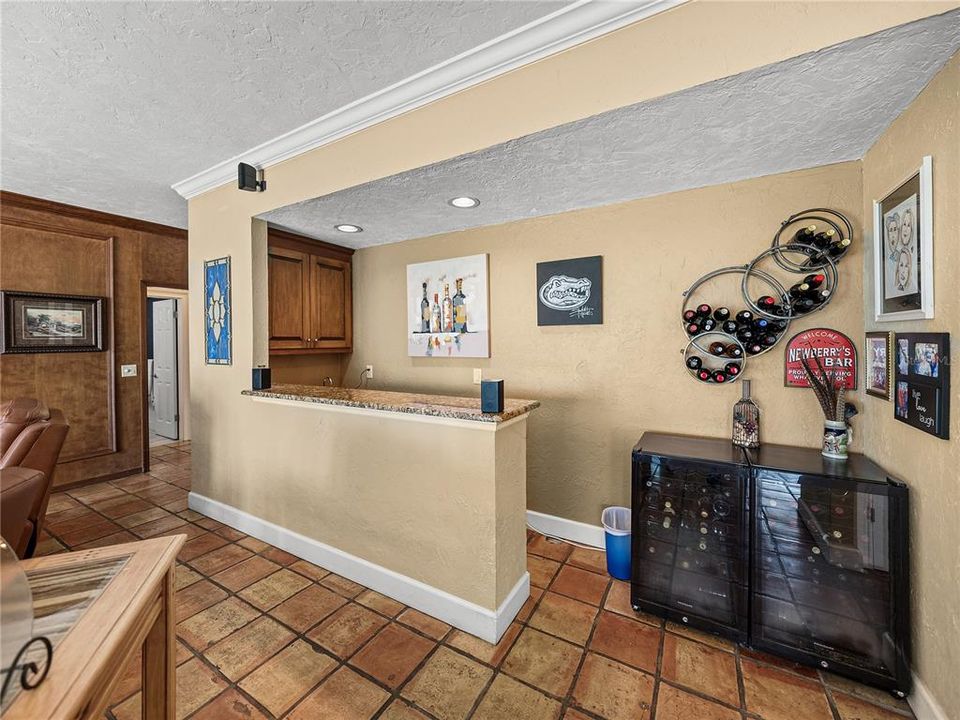 En Venta: $1,199,000 (3 camas, 3 baños, 2713 Pies cuadrados)