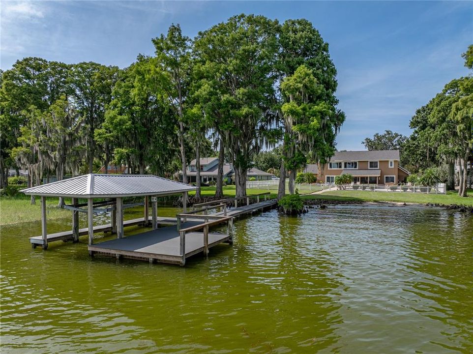 En Venta: $1,199,000 (3 camas, 3 baños, 2713 Pies cuadrados)