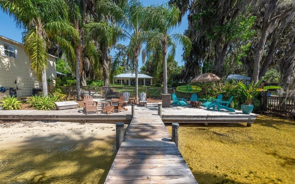 Recently Sold: $1,599,000 (3 beds, 3 baths, 2590 Square Feet)