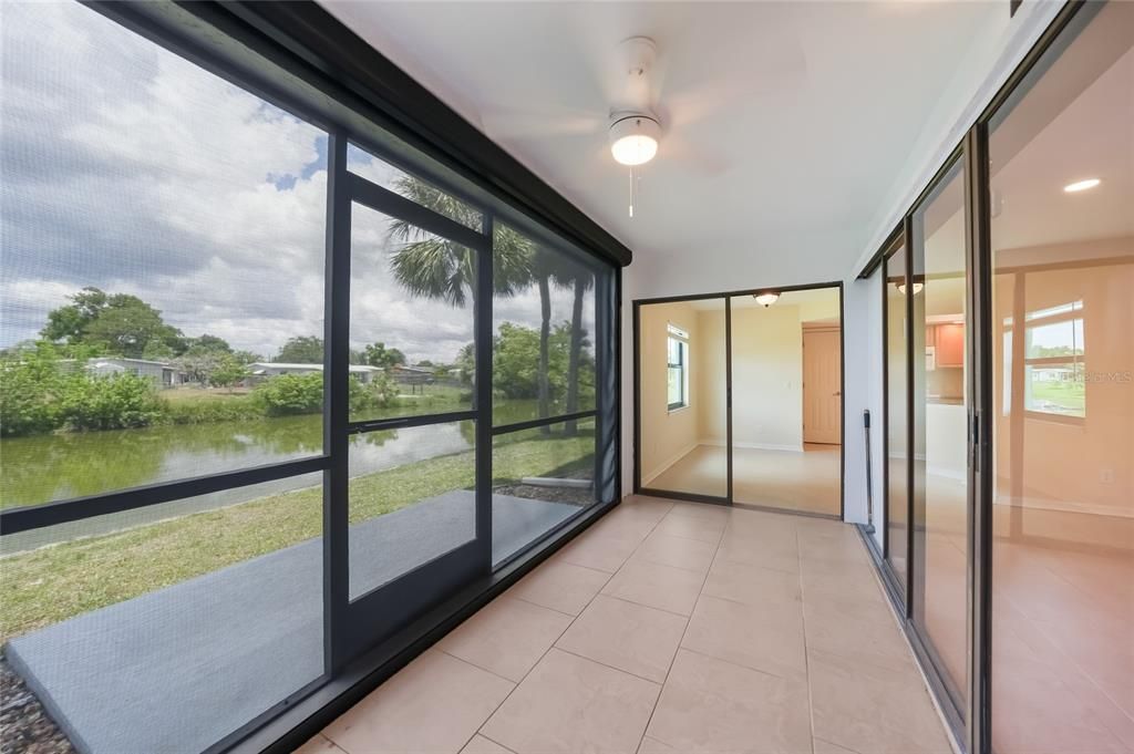 Под контрактом: $148,500 (2 спален, 2 ванн, 1240 Квадратных фут)