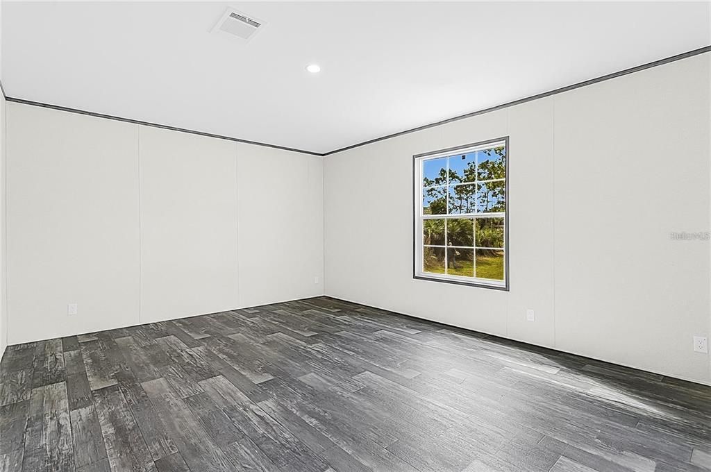 待售: $310,000 (3 贝兹, 2 浴室, 1560 平方英尺)