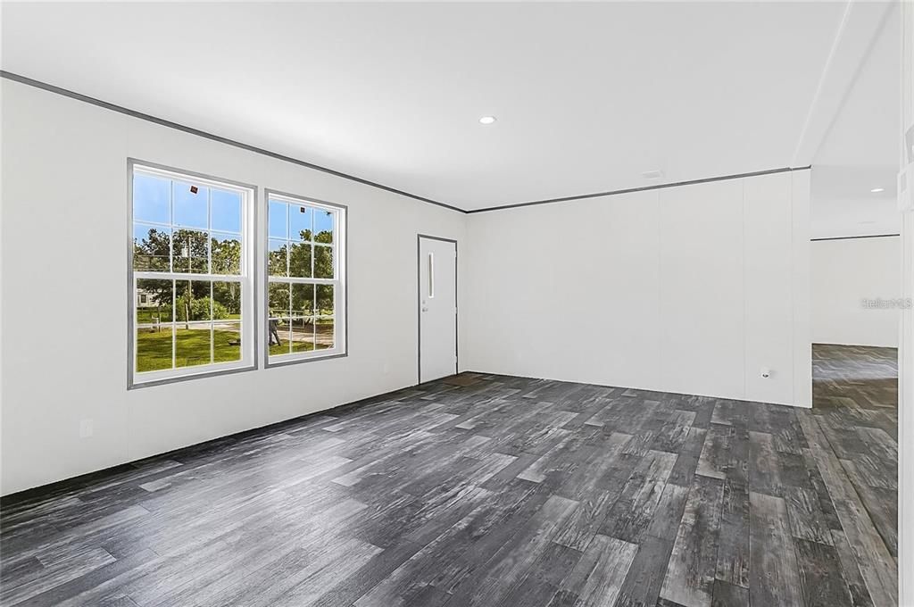 待售: $310,000 (3 贝兹, 2 浴室, 1560 平方英尺)