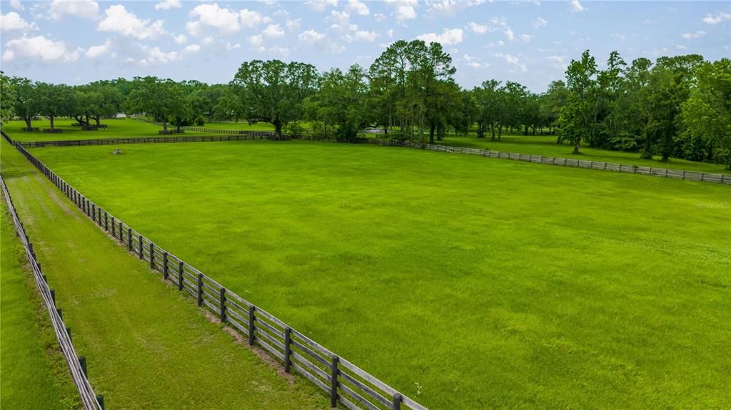 待售: $7,125,000 (95.69 acres)