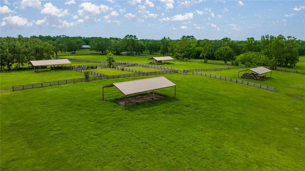 待售: $7,125,000 (95.69 acres)