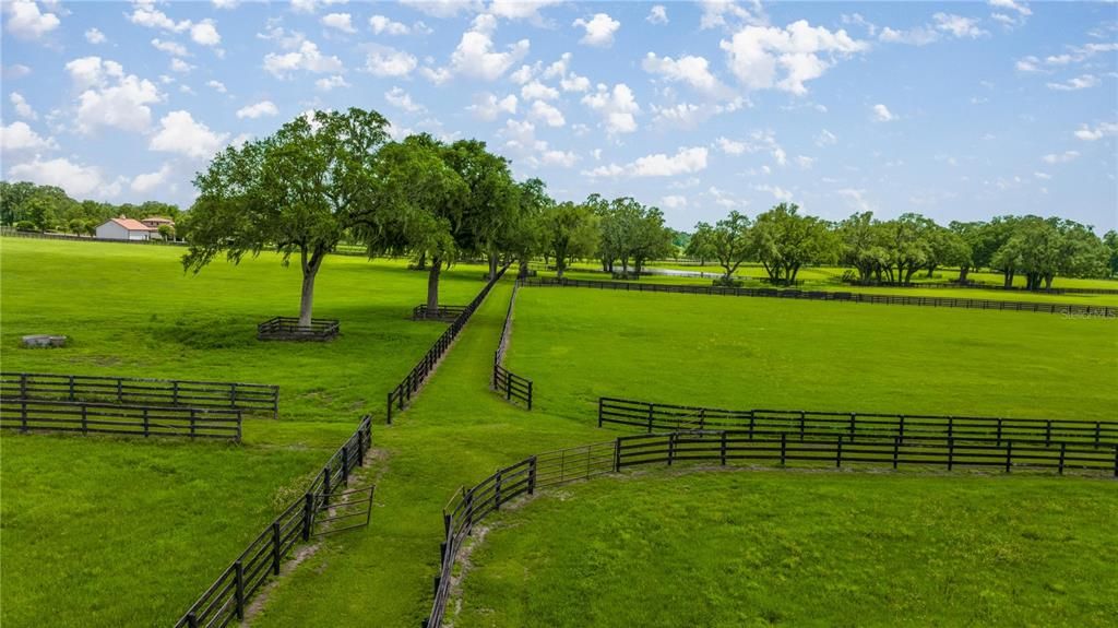 待售: $7,125,000 (95.69 acres)