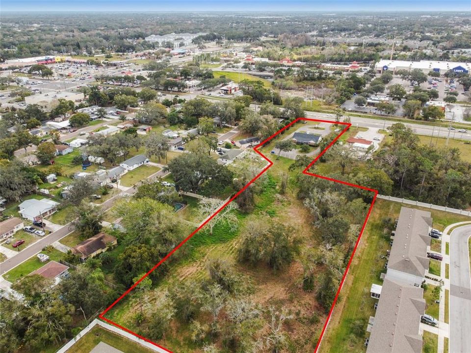 合同活跃: $1,700,000 (0 贝兹, 0 浴室, 2362 平方英尺)