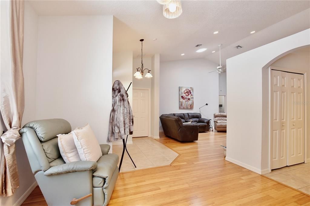 En Venta: $5,800,000 (4 camas, 2 baños, 3731 Pies cuadrados)