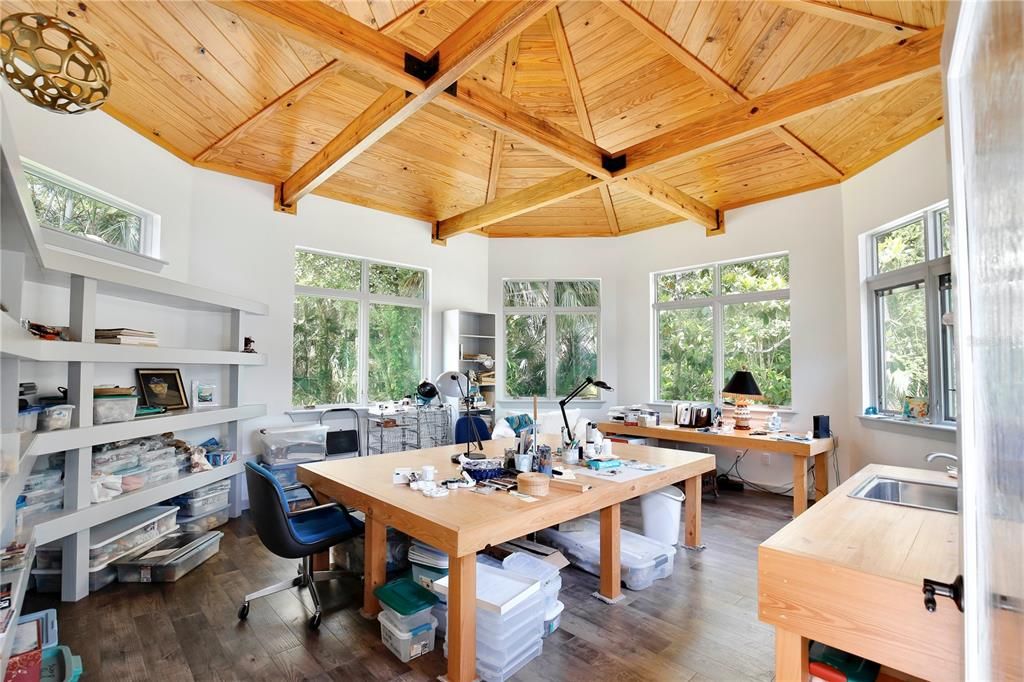 En Venta: $5,800,000 (4 camas, 2 baños, 3731 Pies cuadrados)