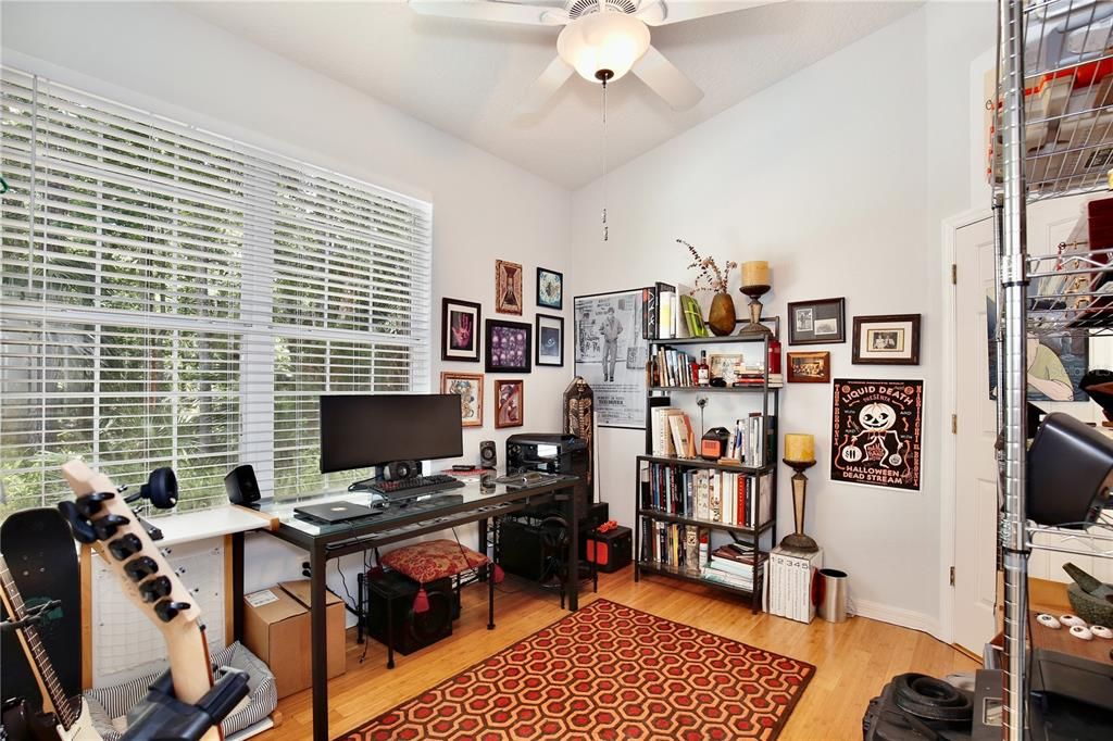 En Venta: $5,800,000 (4 camas, 2 baños, 3731 Pies cuadrados)