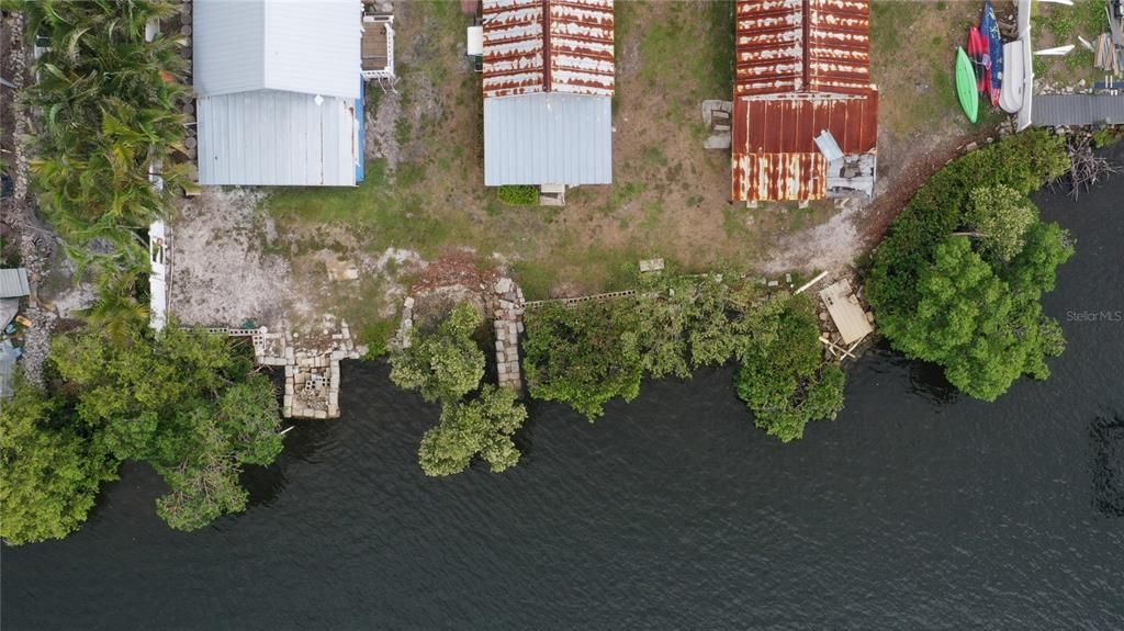 待售: $885,000 (0.72 acres)