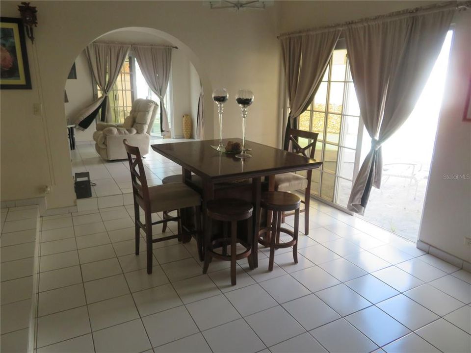 For Sale: $630,000 (5 beds, 3 baths, 2691 Square Feet)