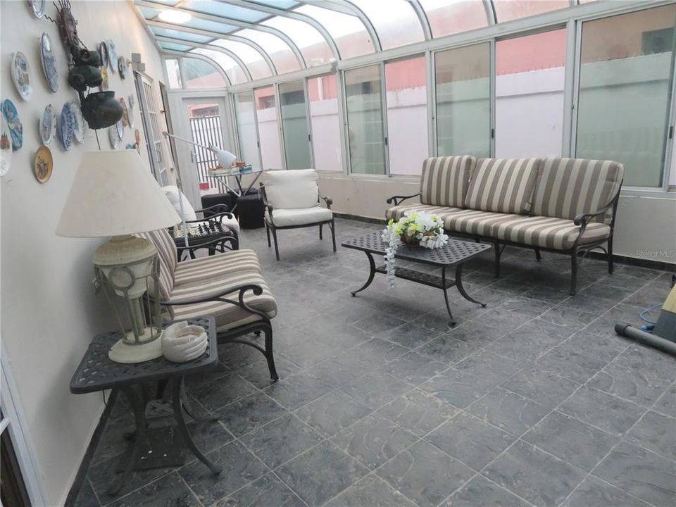 For Sale: $630,000 (5 beds, 3 baths, 2691 Square Feet)