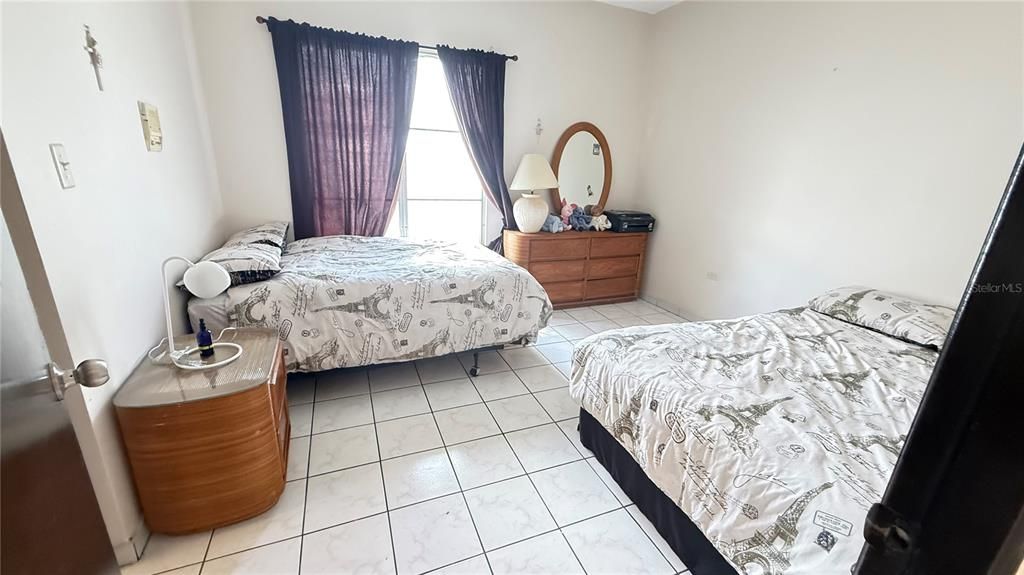 For Sale: $630,000 (5 beds, 3 baths, 2691 Square Feet)