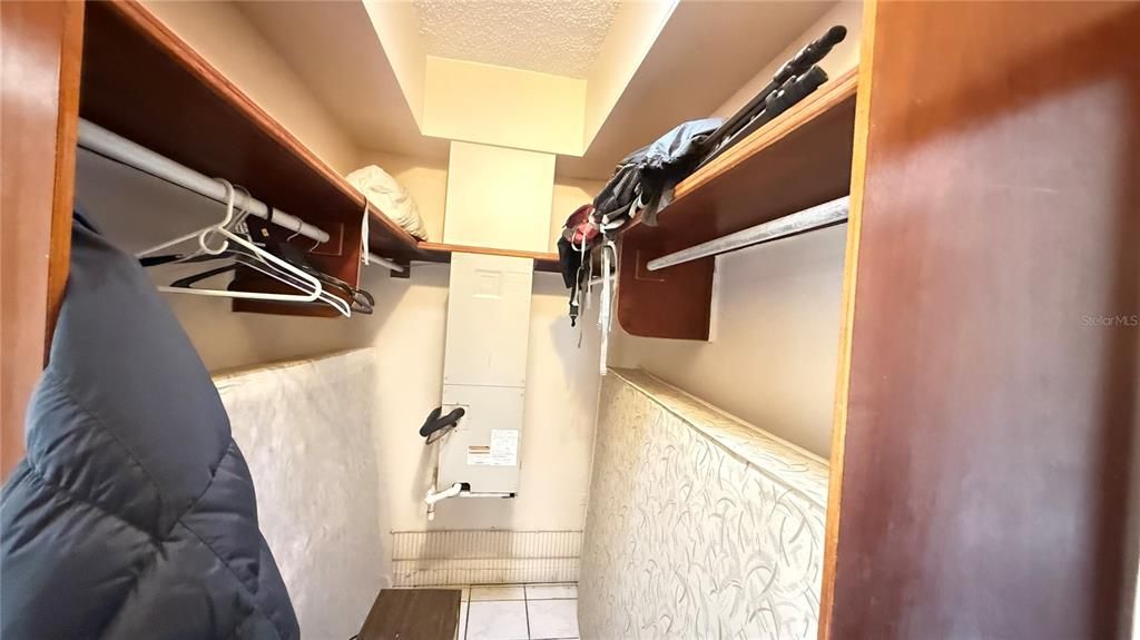 For Sale: $630,000 (5 beds, 3 baths, 2691 Square Feet)