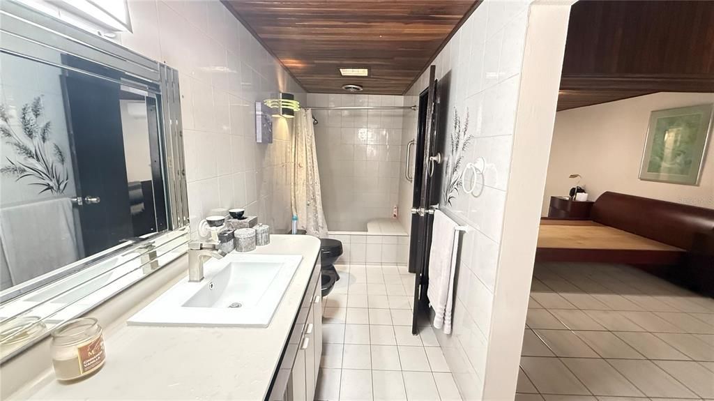 For Sale: $630,000 (5 beds, 3 baths, 2691 Square Feet)