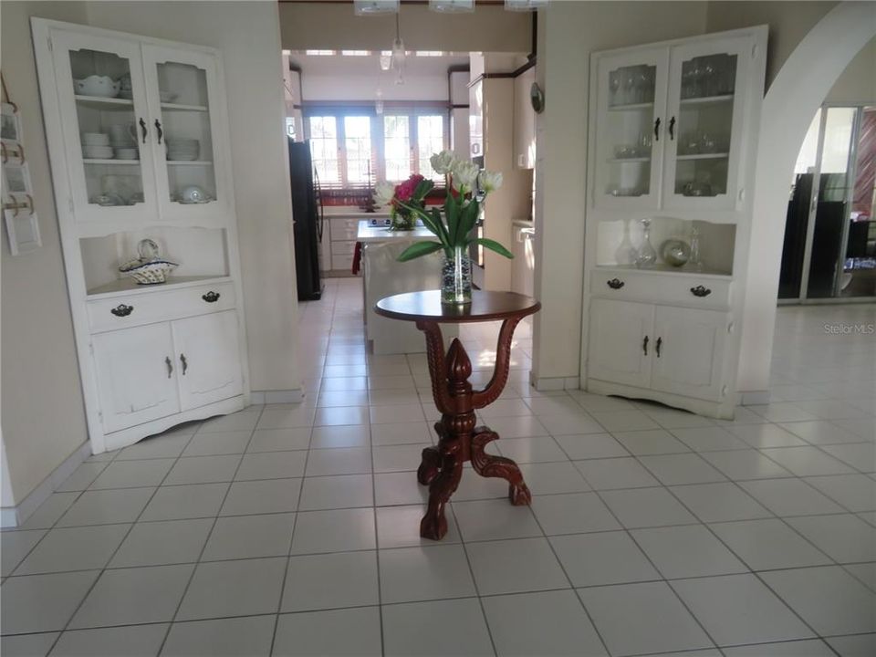 For Sale: $630,000 (5 beds, 3 baths, 2691 Square Feet)