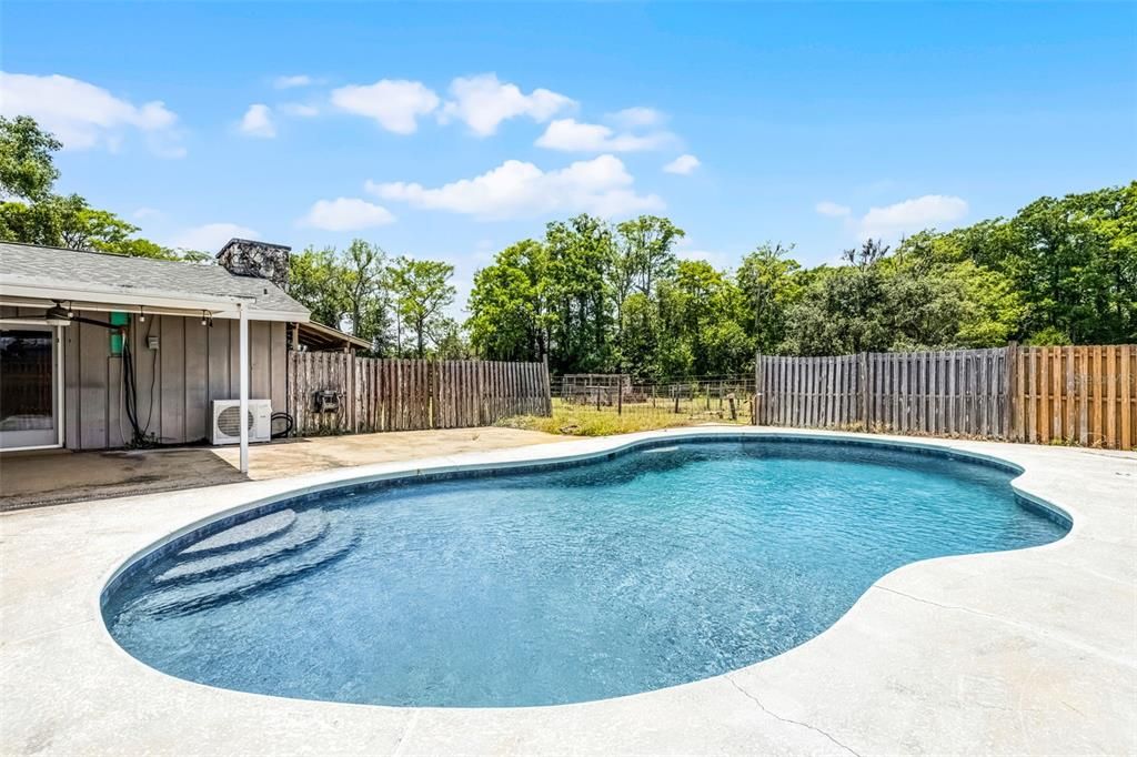 For Sale: $650,000 (3 beds, 2 baths, 2080 Square Feet)