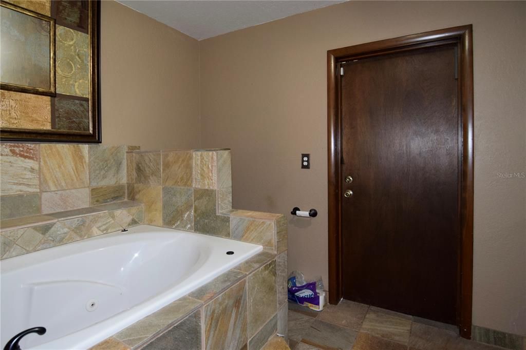 For Sale: $650,000 (3 beds, 2 baths, 2080 Square Feet)