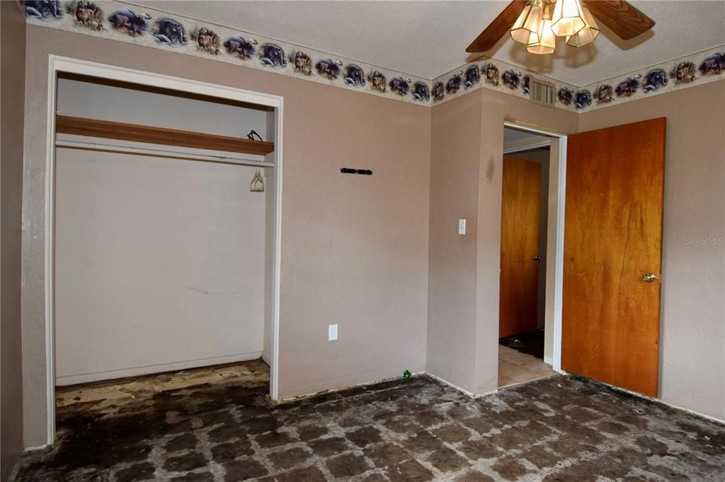 For Sale: $650,000 (3 beds, 2 baths, 2080 Square Feet)