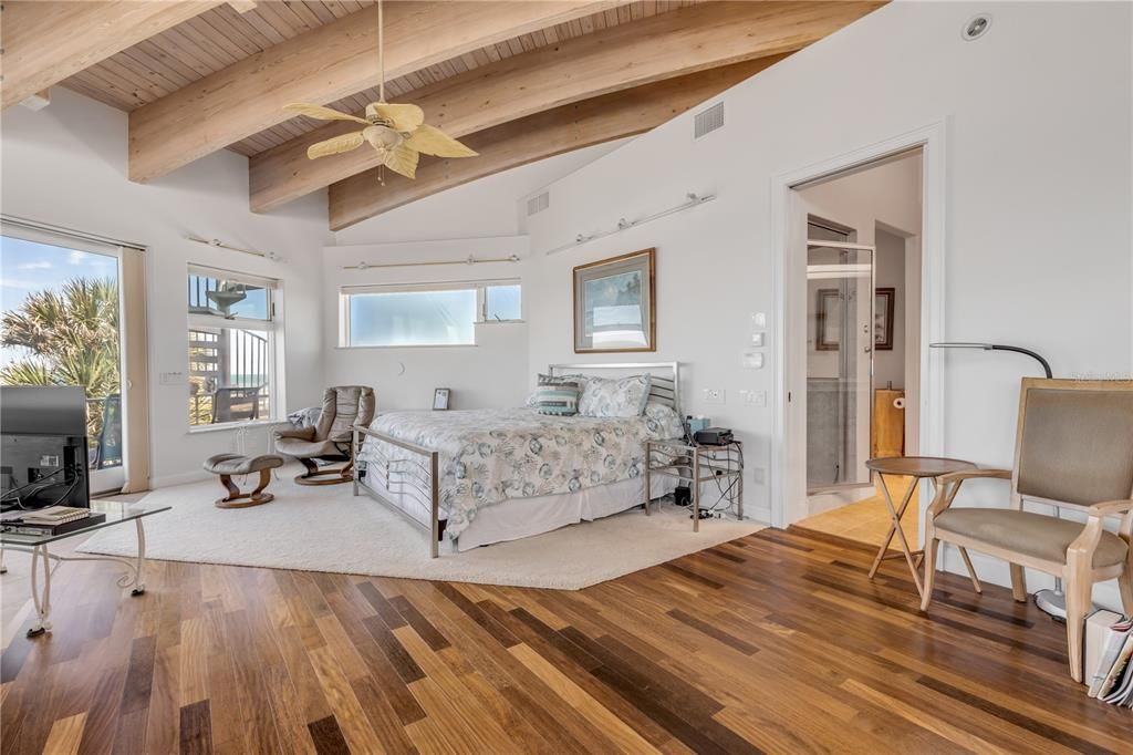 待售: $5,250,000 (5 贝兹, 4 浴室, 6606 平方英尺)