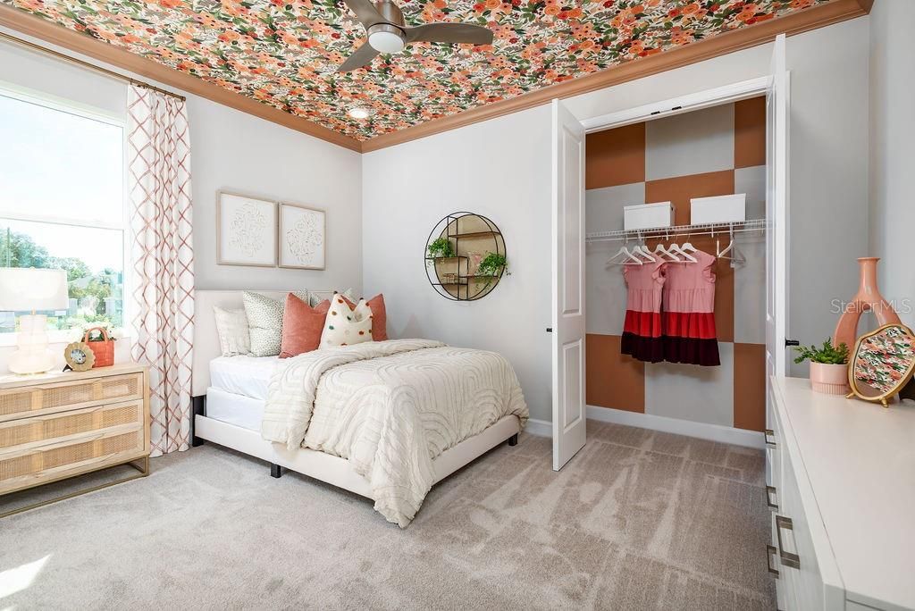 For Sale: $1,399,000 (5 beds, 4 baths, 3978 Square Feet)