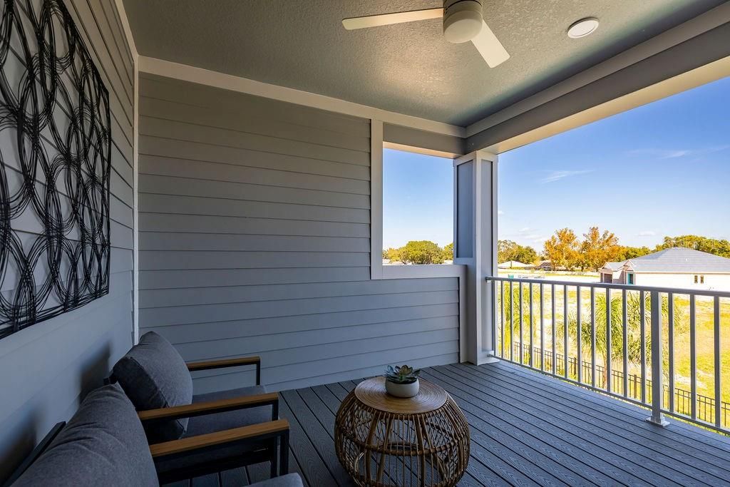 For Sale: $1,399,000 (5 beds, 4 baths, 3978 Square Feet)