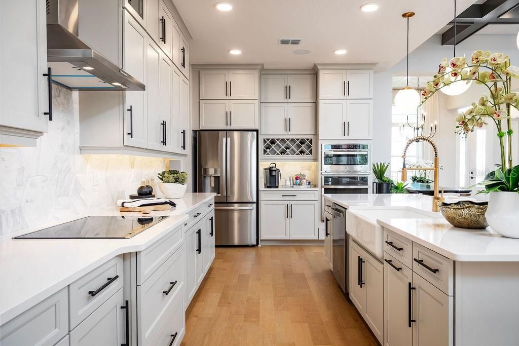 For Sale: $1,399,000 (5 beds, 4 baths, 3978 Square Feet)