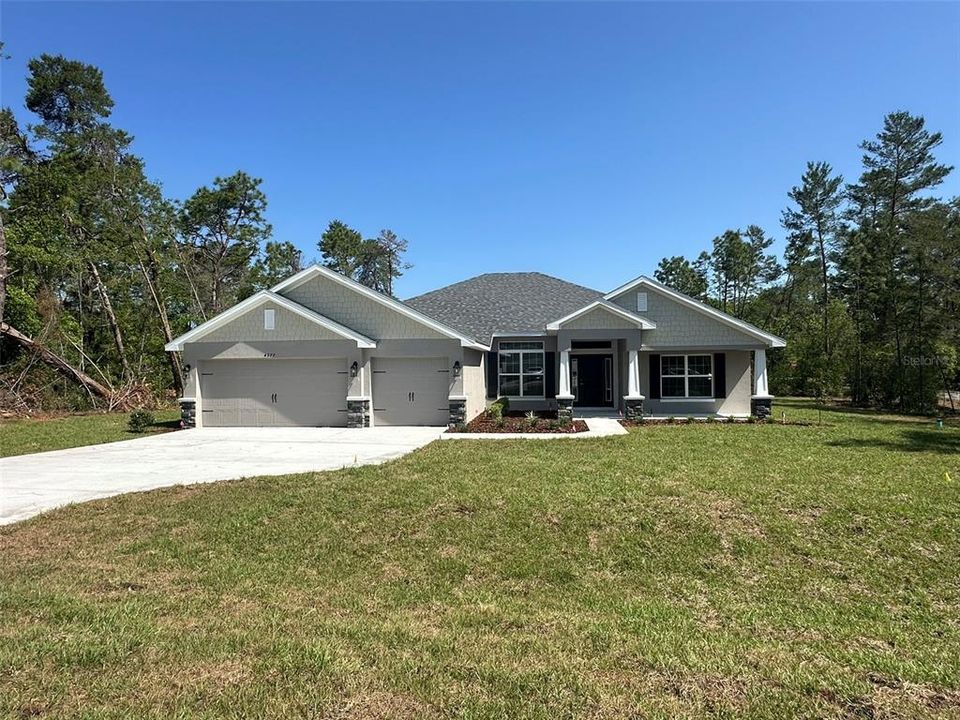 最近售出: $479,050 (4 贝兹, 3 浴室, 2508 平方英尺)