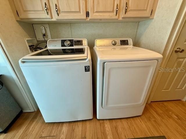 Activo con contrato: $215,000 (3 camas, 2 baños, 1698 Pies cuadrados)