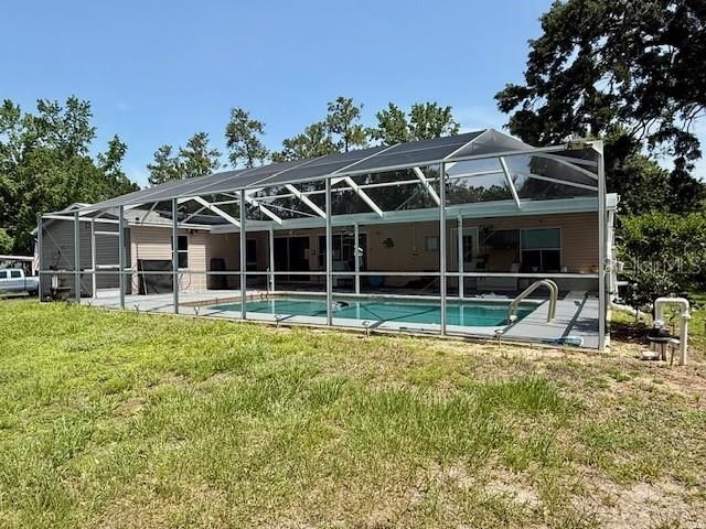 Activo con contrato: $215,000 (3 camas, 2 baños, 1698 Pies cuadrados)