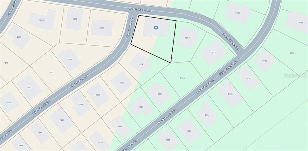 Activo con contrato: $215,000 (3 camas, 2 baños, 1698 Pies cuadrados)