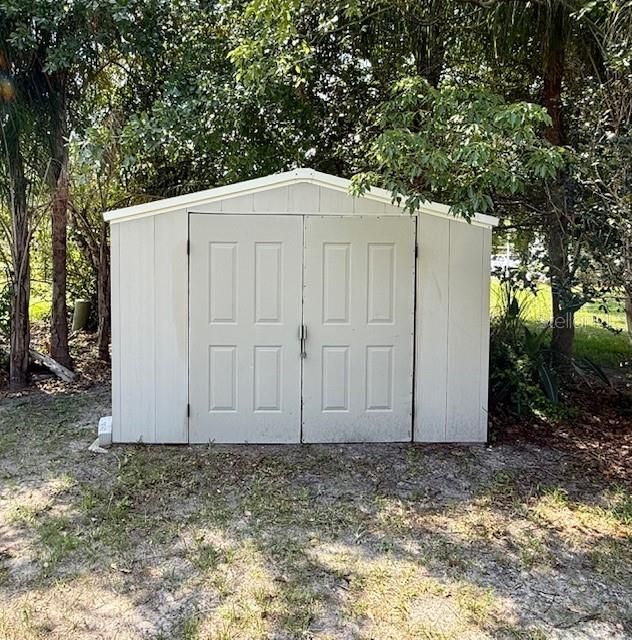 Activo con contrato: $215,000 (3 camas, 2 baños, 1698 Pies cuadrados)