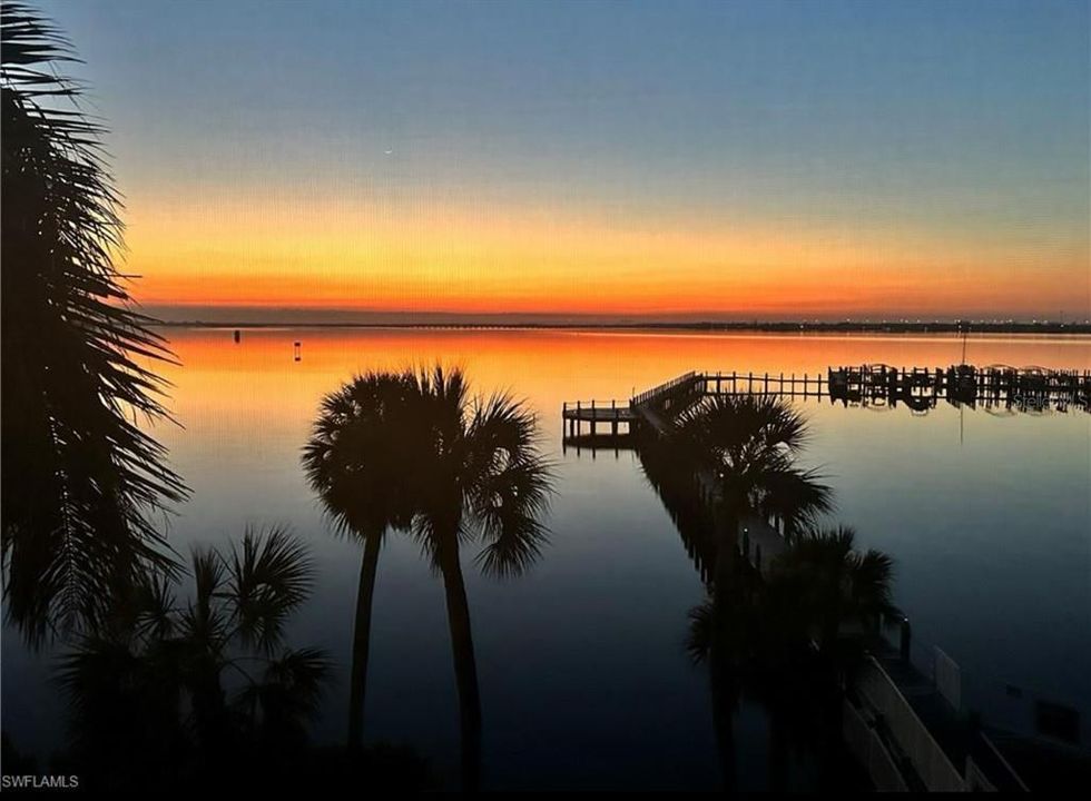 待售: $425,000 (2 贝兹, 2 浴室, 1759 平方英尺)