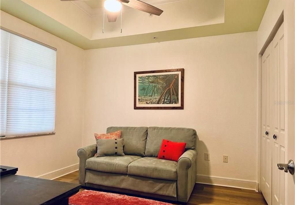 待售: $425,000 (2 贝兹, 2 浴室, 1759 平方英尺)